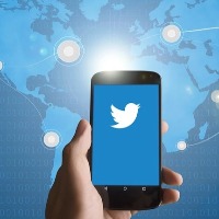 Twitter Blue users now get 'prioritised rankings in conversations'
