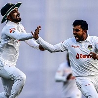 2nd Test, Day 3: India's top-order collapses against Bangladesh, still need 100 runs to win