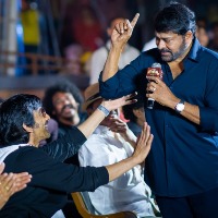 Chiranjeevi explains why he did not talk about Raviteja in Waltair Veerayya press meet