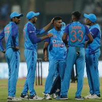Team India beat Sri Lanka by 2 runs in 1st T20