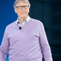 Bill Gates prefers Samsung Galaxy Fold 4 over Microsofts foldable smartphone reveals reason