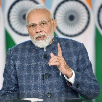 Avoid 'unnecessary remarks' on films: PM to party workers