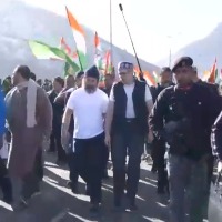 Bharat Jodo Yatra enters Kashmir