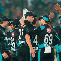 1st T20I: Santner leads superb spin show as New Zealand beat India by 21 runs, take 1-0 lead in series