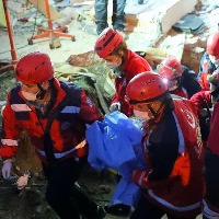 7.8-magnitude quake hits Turkey, 5 dead