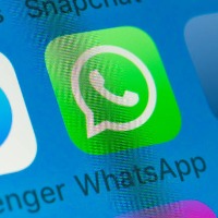 Whatsapp brings new feature to send 100 media files at a time 