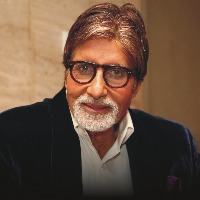Amitabh Bachchan shares throwback story of rat climbed into his pants in movie theater