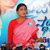KCR has thrown Telangana into power crisis, says Sharmila