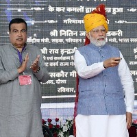 'Grand picture of developing India': PM inaugurates section of Delhi-Mumbai Expressway