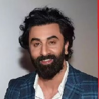 Ranbir kapoors funny reply to bbc journalist goes viral