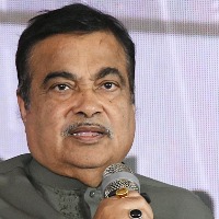 Gadkari approves highway projects in Andhra, Bengal