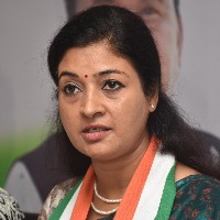 Sonia hasn't retired but will guide the party: Alka Lamba