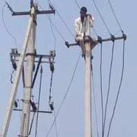 Man climbs electric pole because his mother in law did not give him gold as a gift