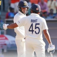 Second days play concludes in Ahmedabad test 