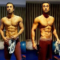 Ranbir Kapoor's trainer puts out his shirtless pic flaunting washboard abs