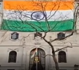Indian mission in London puts up grander Tricolour