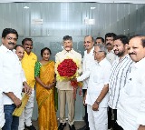 TDP Leader Anuradha met Chandrababu along with with family members