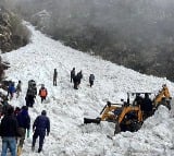 Avalanche in Sikkim killed six people 