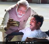 Special Selfie PM Modi Meets Specially Abled BJP Worker In Chennai