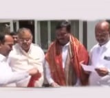 Mahesh Reddy resigns to Congress