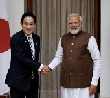 PM modi condems attack on japan prime minister