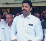 Kadapa MP YS Avinash Reddy Started To Hyderabad From Pulivendula