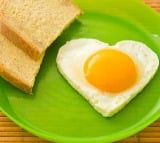 With or without the yolk The best way to consume eggs