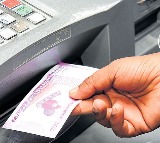 public marching towards  banks and ATMS to depost Rs 2000 notes