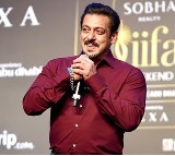 salman khan gets marriage proposal from journalist heres how the actor reacts