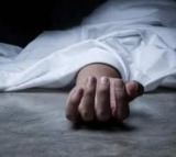 Andhra woman cremates husband's body at home
