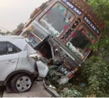 Driver got heart attack while driving and lorry hits car in Hyderabad