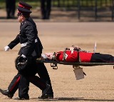 british soldiers faint in front of prince william amid the scorching london heat