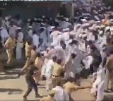 Oppositions Attack On Maharashtra Government As Pilgrims Lathicharged