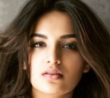 Nidhi Agerwal Special