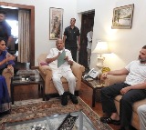 NCP split: Rahul meets Shard Pawar, extends support