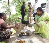 Kavitha bought corn at roadside 