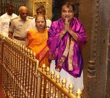 Prayed for India to emerge as powerful nation: Gadkari