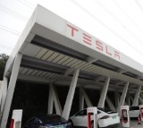 telsa in talks with indian govt to set up factory in country 