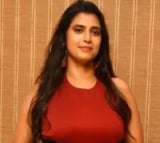 Actress Kasturi in new controversy