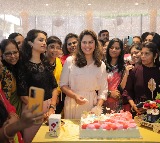Upasana celebrates her birthday with fans in ITC Hotel