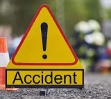 Two killed as car rams into truck in Telangana