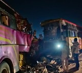 6 Killed and 20 Injured As 2 Buses Collide In Maharashtra