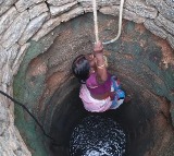 An Old Woman Who Was Afraid Of Monkeys Fell Into Well