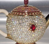 teapot cost 24 crore Whats so special about this record breaking utensil