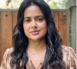 sameera reddy reveals how a vegetable seller commented on her postpartum body