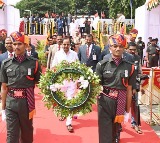CM KCR hoists the National Flag at Pragati Bhavan;  Pays Tributes at Martyrs' Memorial at the Sec'bad Parade Ground.