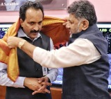 Chandrayaan-3 success: K’taka CM congratulates ISRO chief, Deputy CM felicitates team
