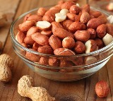 Lesser known health benefits of eating peanuts daily