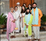 Mamata Banerjee ties rakhi to amithabh