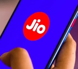 Jio turns 7 company offering up to 21GB free data and other benefits with these prepaid plans